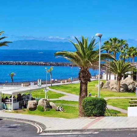 Apartment Lovely On Frontline Of Tenerife Beach!